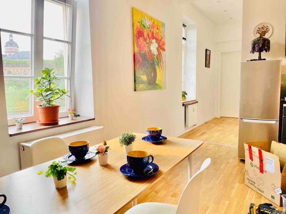 Castle View Living 1 - Best Apartment In Weilburg Exterior foto